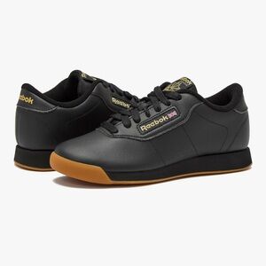 Reebok  Classic Black Sneakers with Gum Sole